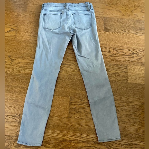 FRAME Le Skinny de Jeanne Crop Jeans; Light Grey - Size 29 - Picture 2 of 6